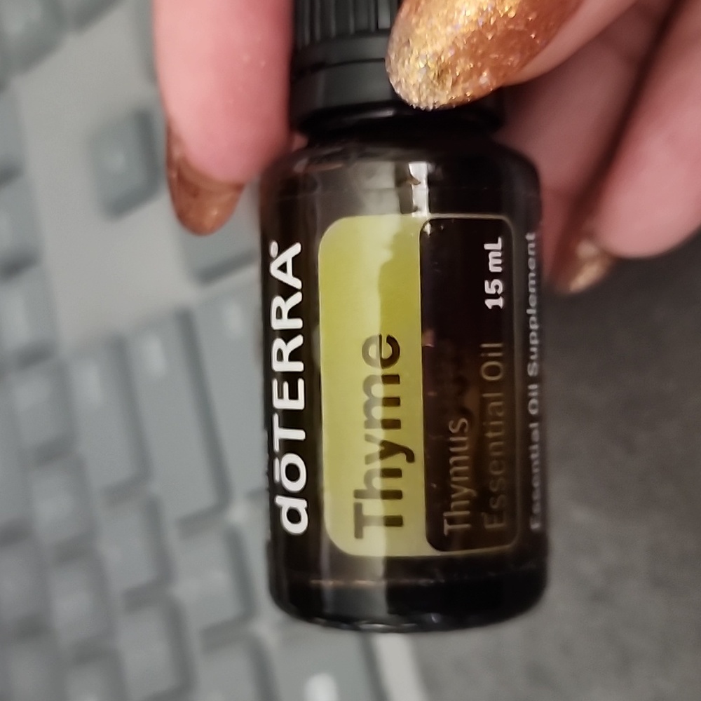 1 bottle Thyme essential oil